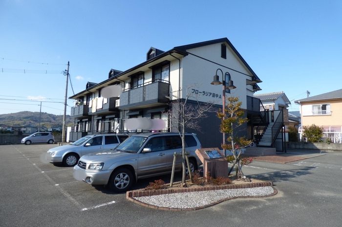 フローラリア田中 A棟の外観画像