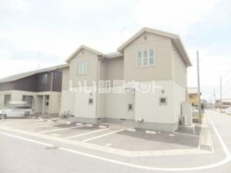 ハレクラニ B棟の外観画像