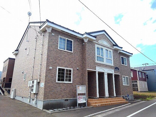 アルバローズの外観画像
