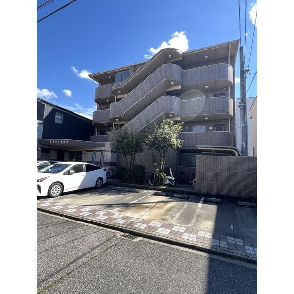 ルミエール六番町の外観画像