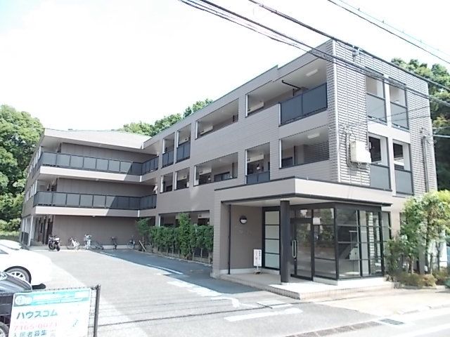 ブロードフォーリストの外観画像