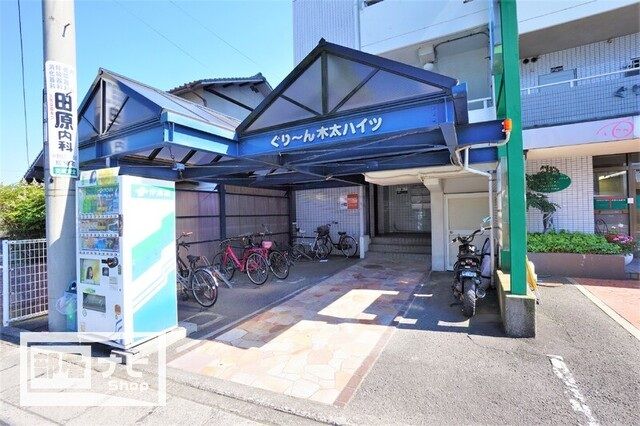 近くに施設あり