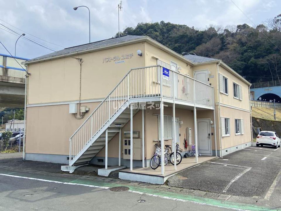 パストラル ユミチの外観画像