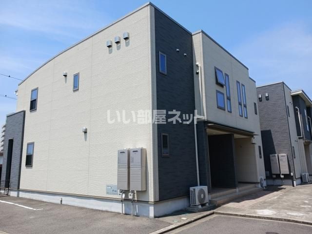 アクア・クレメント四番館の外観画像
