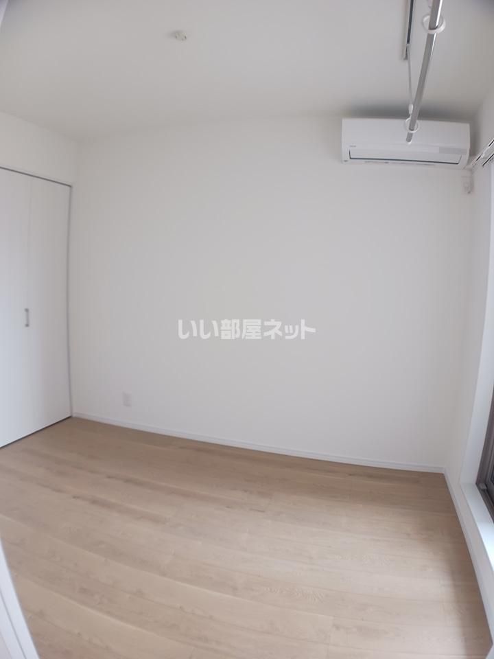 ベッドルーム