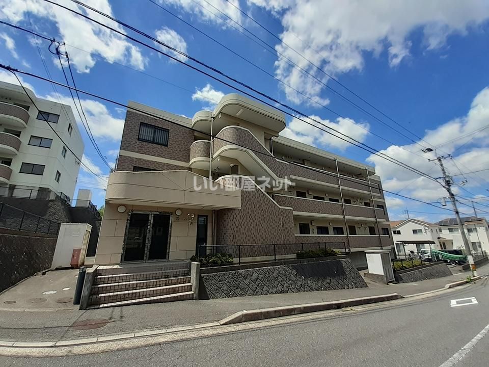 若山ガーデンヒル A棟の外観画像