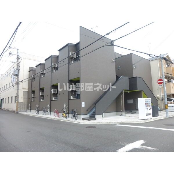 クレセントコートの外観画像