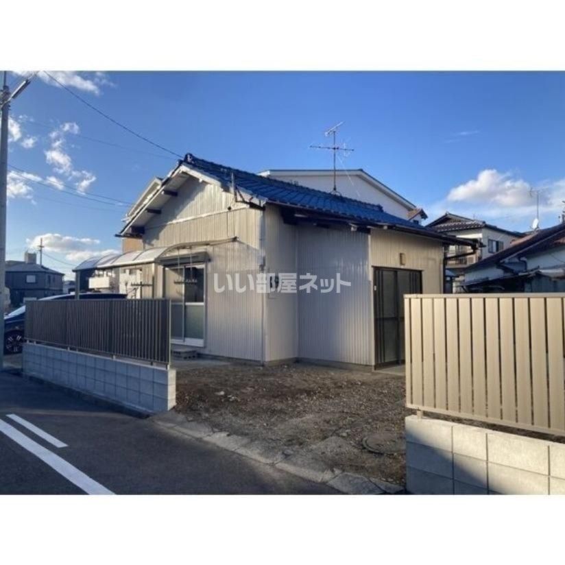 柏原町貸家の外観画像