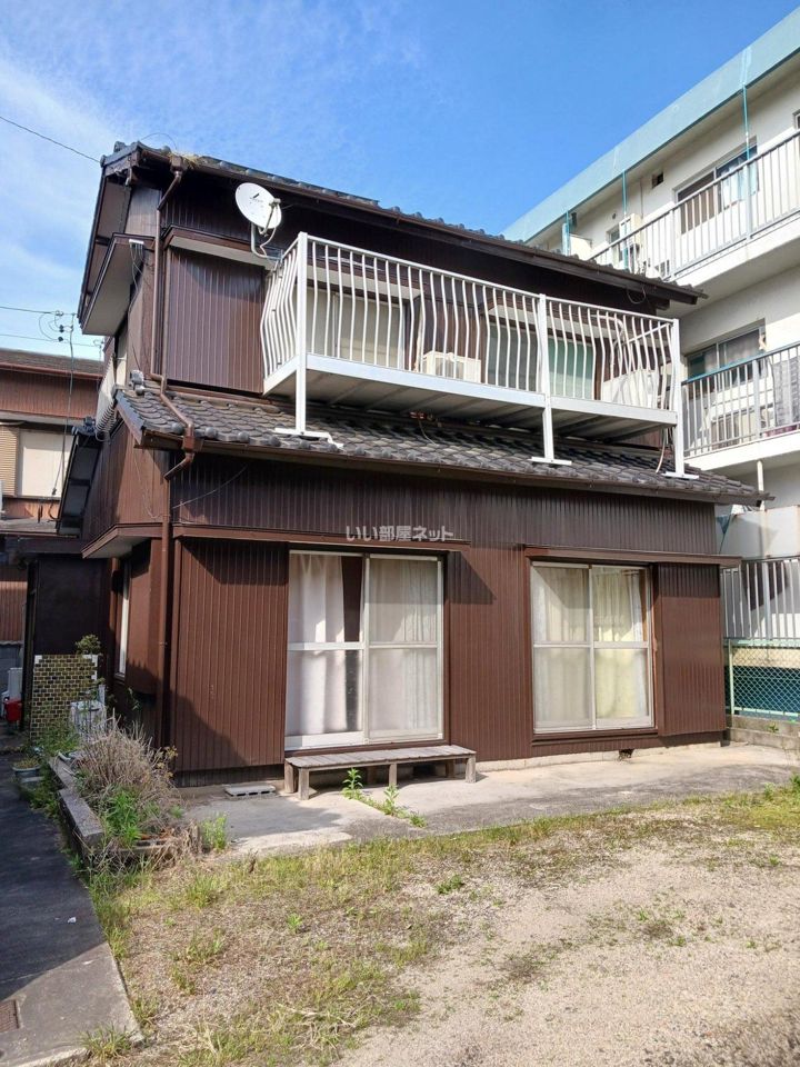 今川町岩根戸建の外観画像