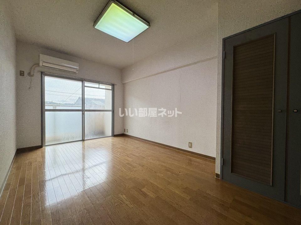 洋室
