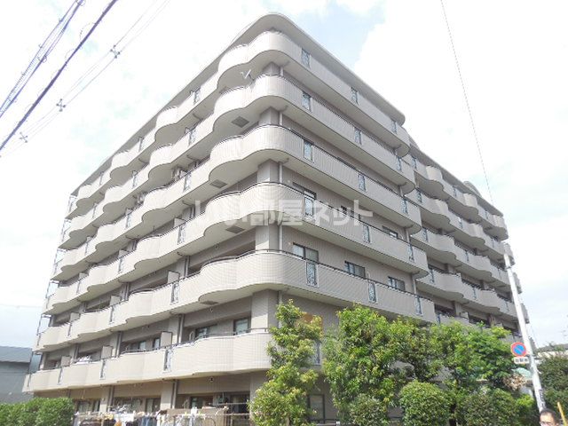 メゾンリーガル48の外観画像