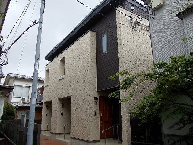 プラシードの外観画像