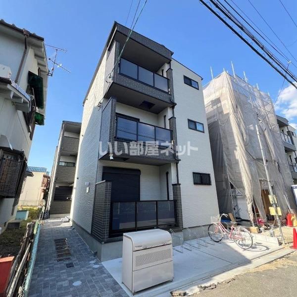 D porta Soterの外観画像