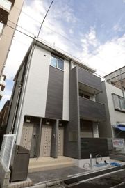 アンレーヴ・トロワの外観画像