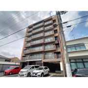 エム&エム5ビルの外観画像