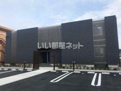 スクエアコートの外観画像