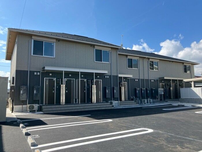 トリシア K・Jの外観画像