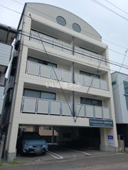 SINAJYURIME lana（シナジュライムラナ）の外観画像