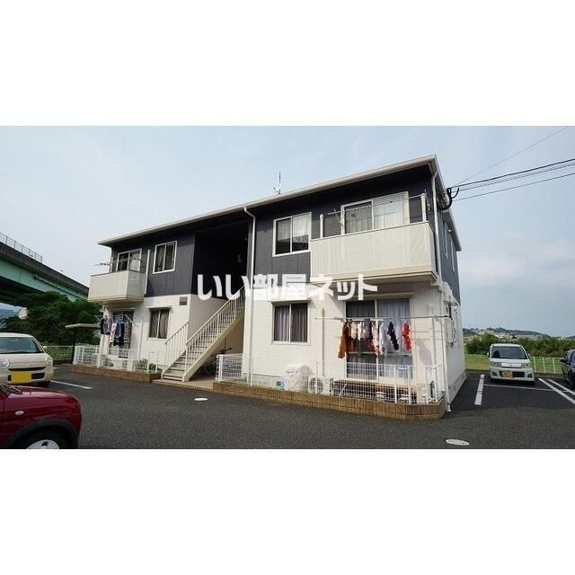 スリーゼハイツ宗方B棟の外観画像