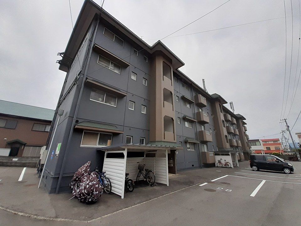 スカイハイツ新田の外観画像