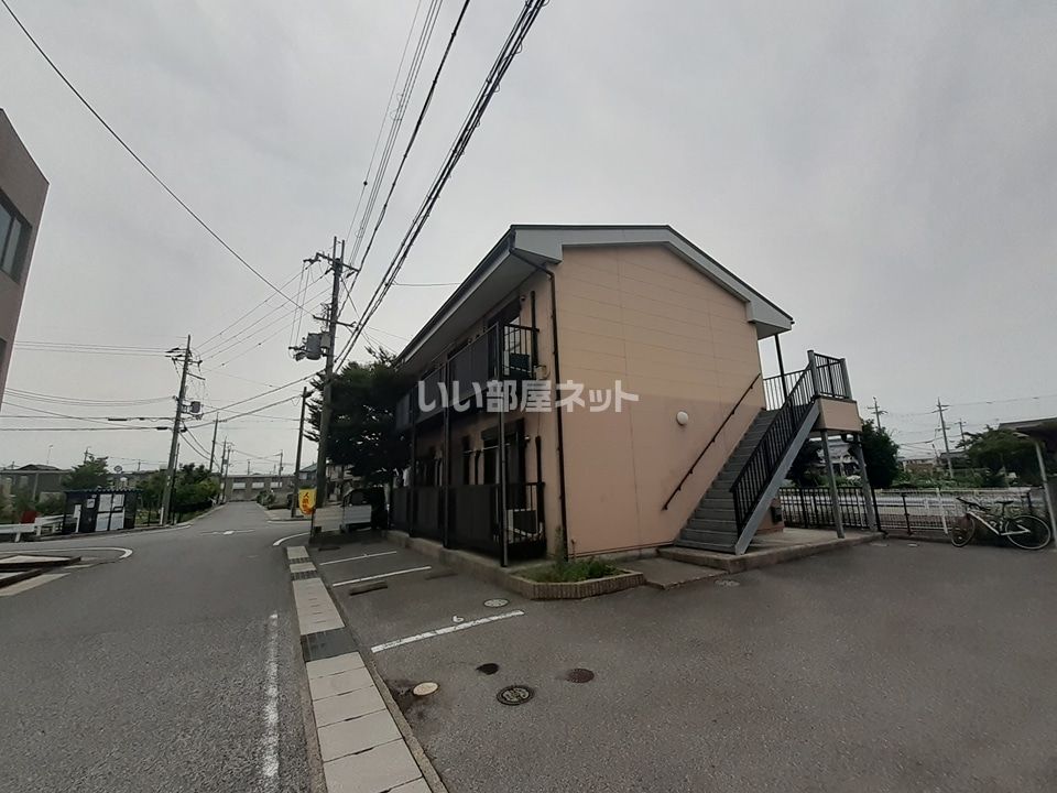SUCCEEDの外観画像