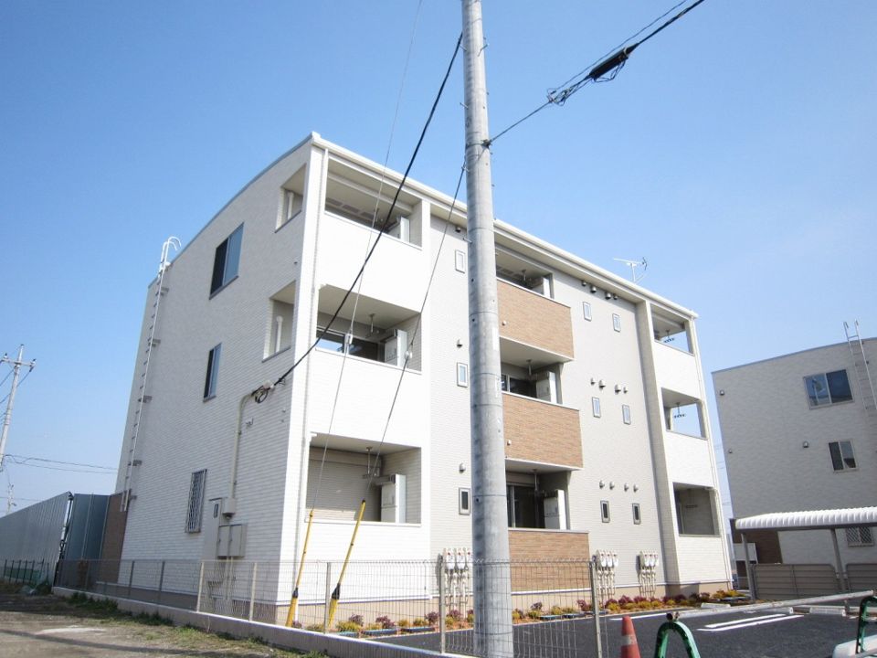 イセソラージュCの外観画像
