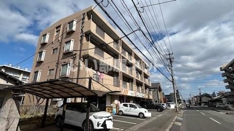 マキケンハイツの外観画像