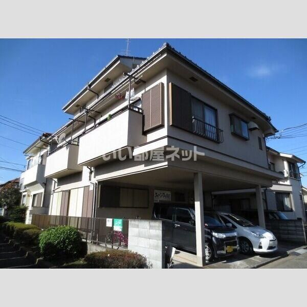 クイーンフィルドの外観画像