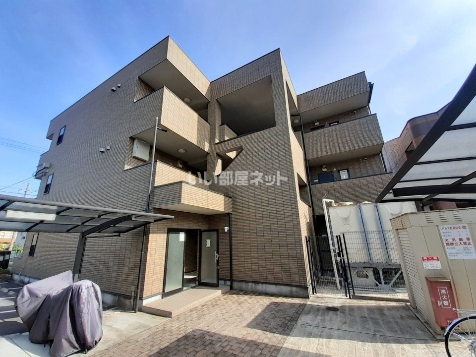 アンプルール フェール ヴェルジュの外観画像