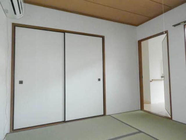 ベッドルーム