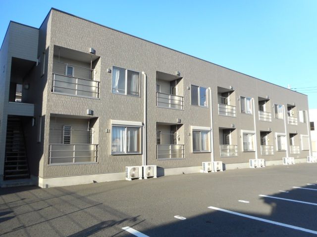 武蔵嵐山駅より徒歩11分 築12年10ヶ月 2階建の賃貸物件