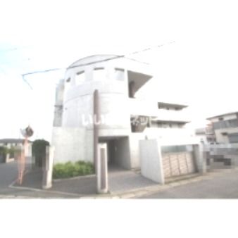 本厚木駅よりバス14分 徒歩3分 築26年9ヶ月 3階建の賃貸物件