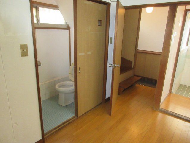 トイレ