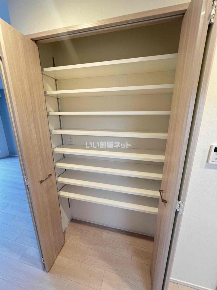 収納