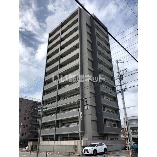 ファミリアーレ志賀本通の外観画像