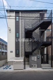 Riea馬橋の外観画像