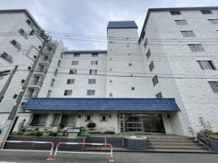 秀和谷津遊園レジデンスの外観画像