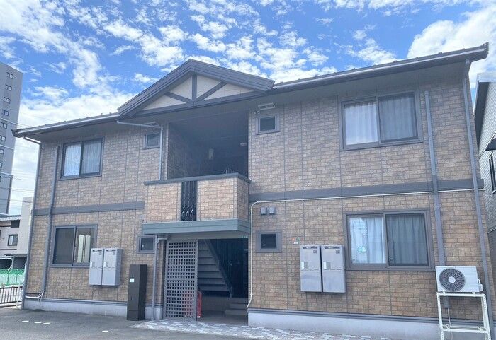 リビングタウン二の宮 Cの外観画像