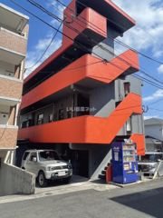 唐湊NIIビルの外観画像