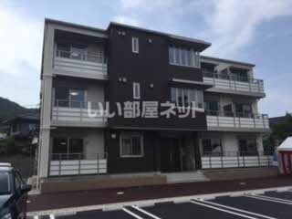 シャーメゾン新山口の外観画像