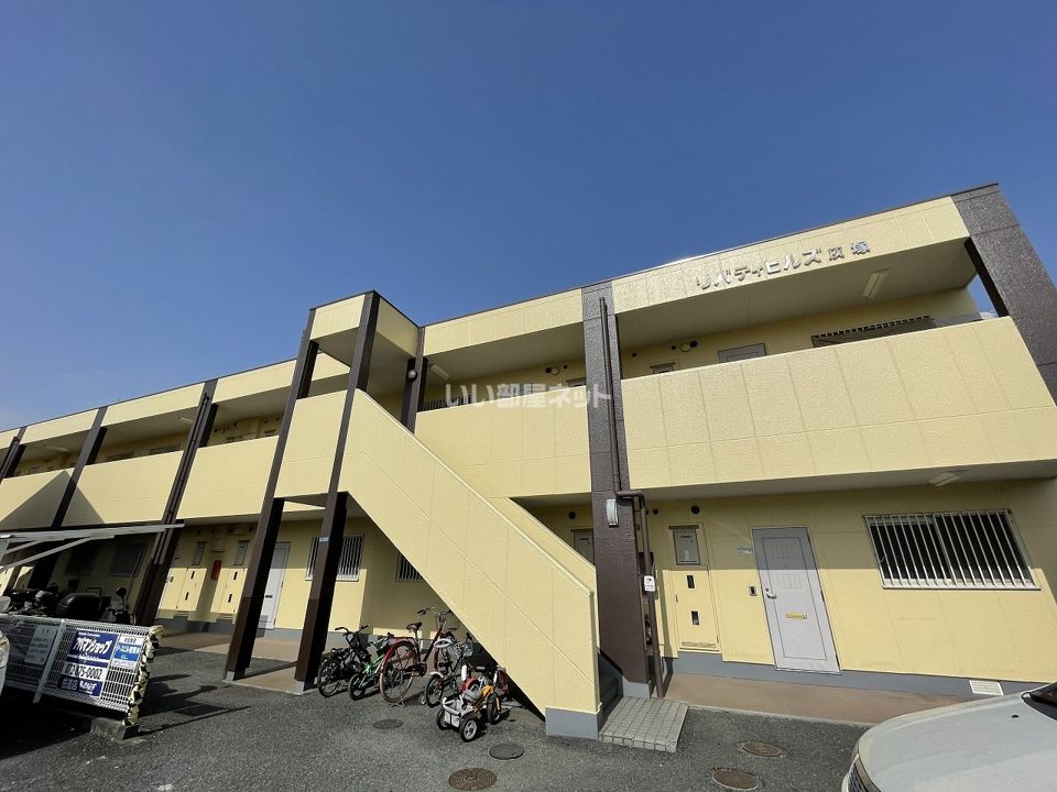 リバティヒルズ灰塚の外観画像