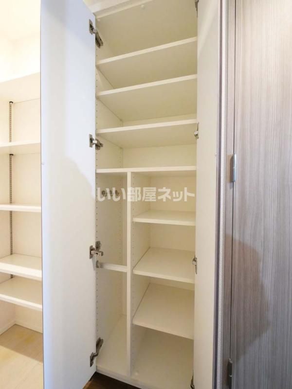 収納