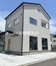平字七軒町 新築一戸建て貸家の外観画像