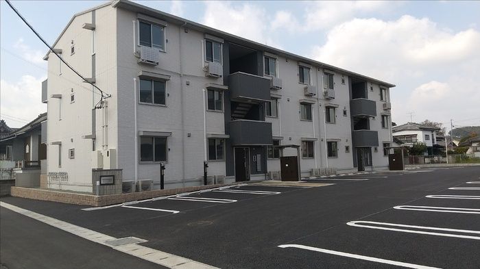 D-ROOM隈府 B棟の外観画像