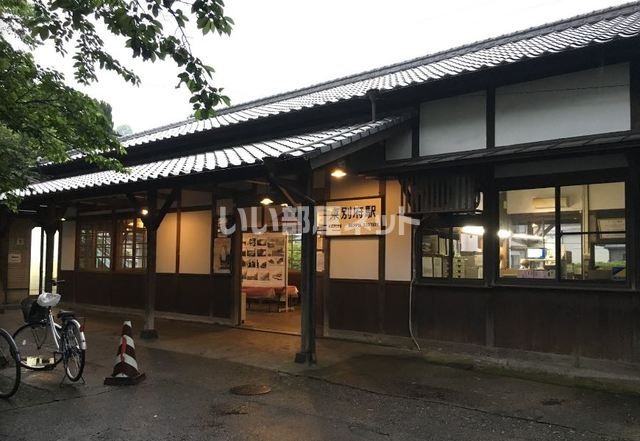 近くに施設あり