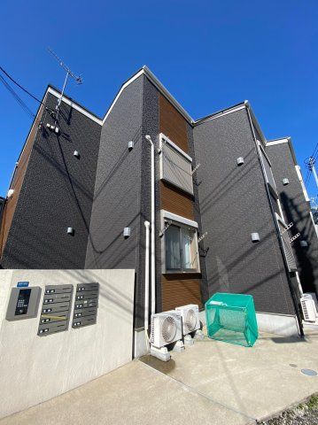 アヴァンス六浦南の外観画像