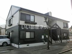 ファミリータウン西川 A棟の外観画像