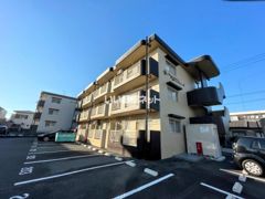 マンションヤマダAの外観画像