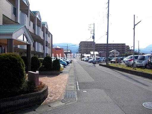 近くに施設あり