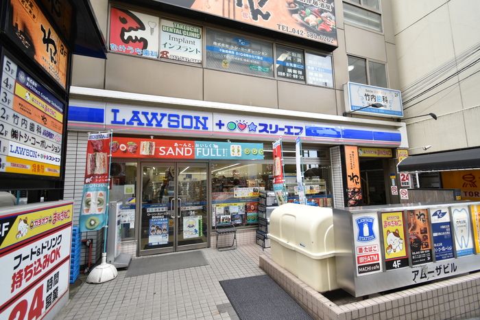 近くに施設あり